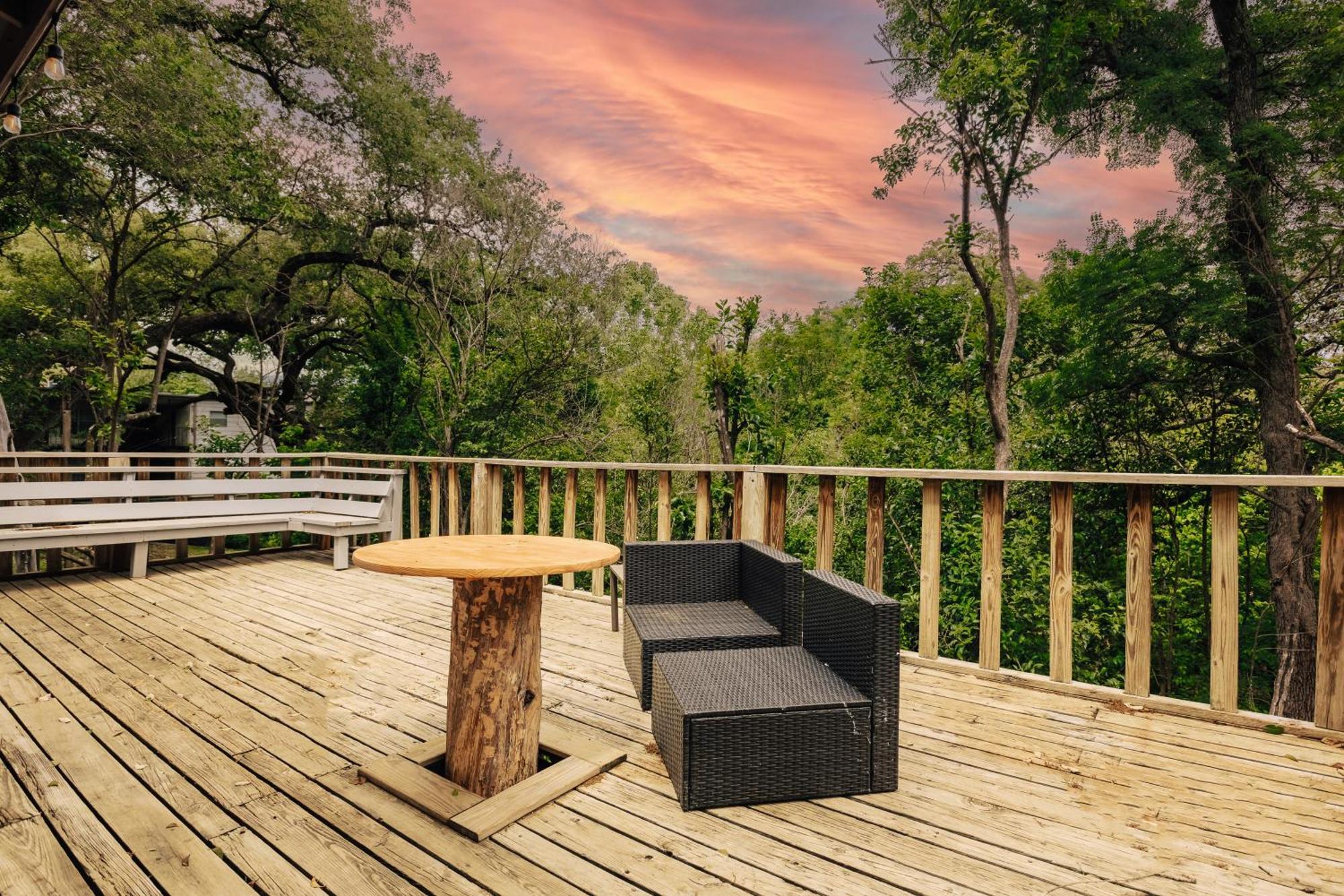 Group Retreat At Charming Twin Treehouses Near Ut Campus Austin Exterior foto
